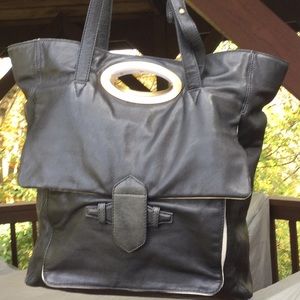 Tote/handbag.  Excellent condition. Rare find